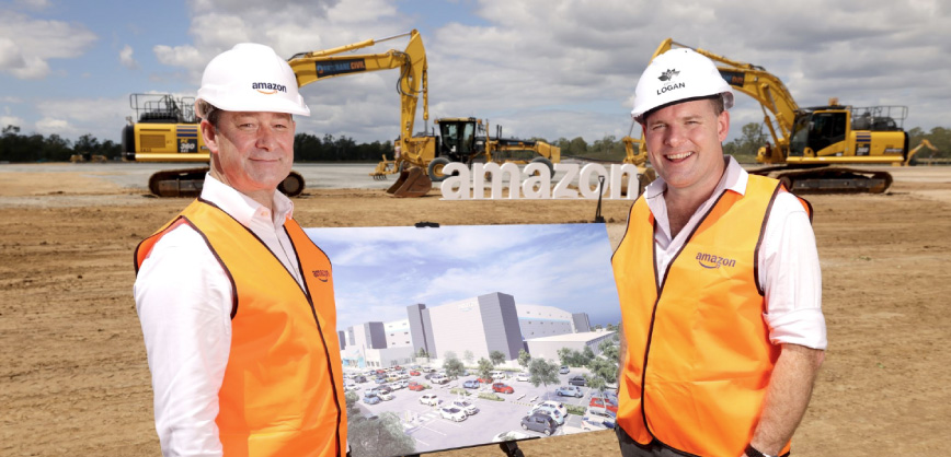 Wayne Angus, Amazon Australia’s director of operations, and Jon Raven, Mayor of Logan