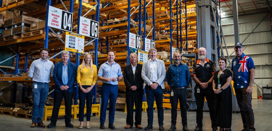 Members of Porter Group with Mayor Jon Raven, Councillor Stemp and Jackson, and LOED staff